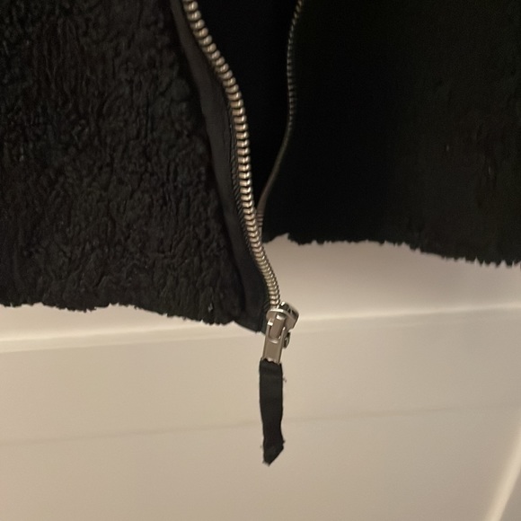 Black gap teddy bear coat - Picture 2 of 3